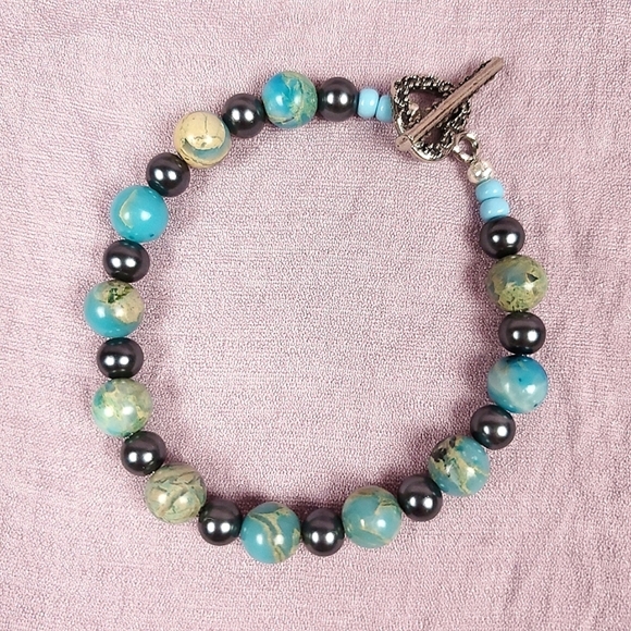 🦋 Turquoise Blue Stone Beaded Bracelet 🦋1/$14~2/$24~3/$30🦋 - Picture 4 of 6